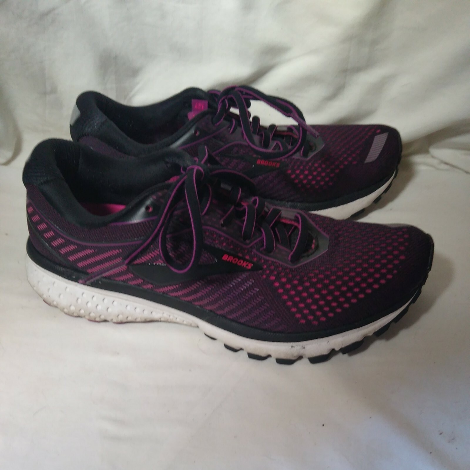Brooks Womens Ghost 12 1203051B063 Purple Running Shoes Lace Up Low Top Size 8 B eBay