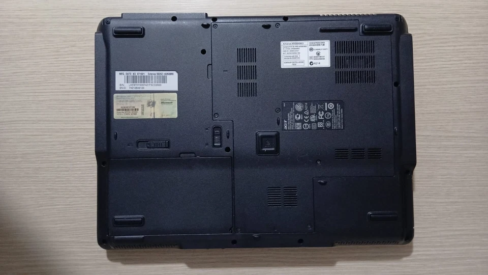 Notebook Acer con Windows XP Pro (Intel Dual-Core)(2GB DDR2)(250GB)(15.4') - Immagine 4 di 4