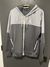 Jordan Men  s Hooded Windbreaker Jacket Full Zip Two Tone Gray L