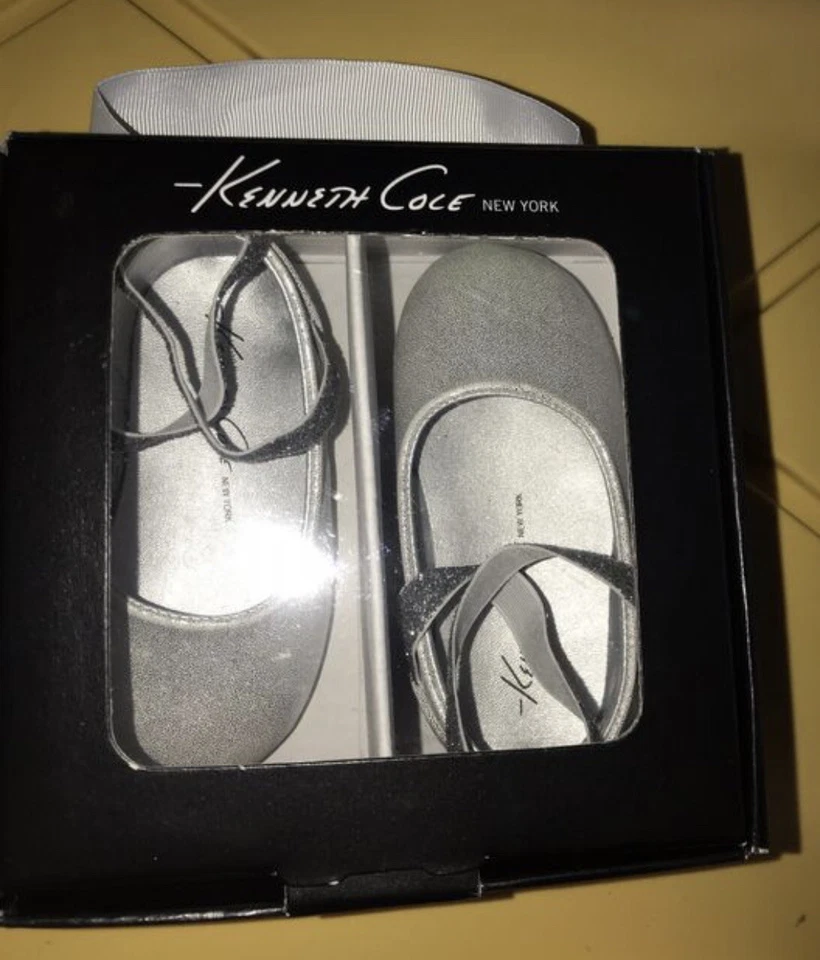 Kenneth Cole HOLIDAY Sz 4 Toddler Girl Dressy Ballet Silver Shoes - Image 2 of 4