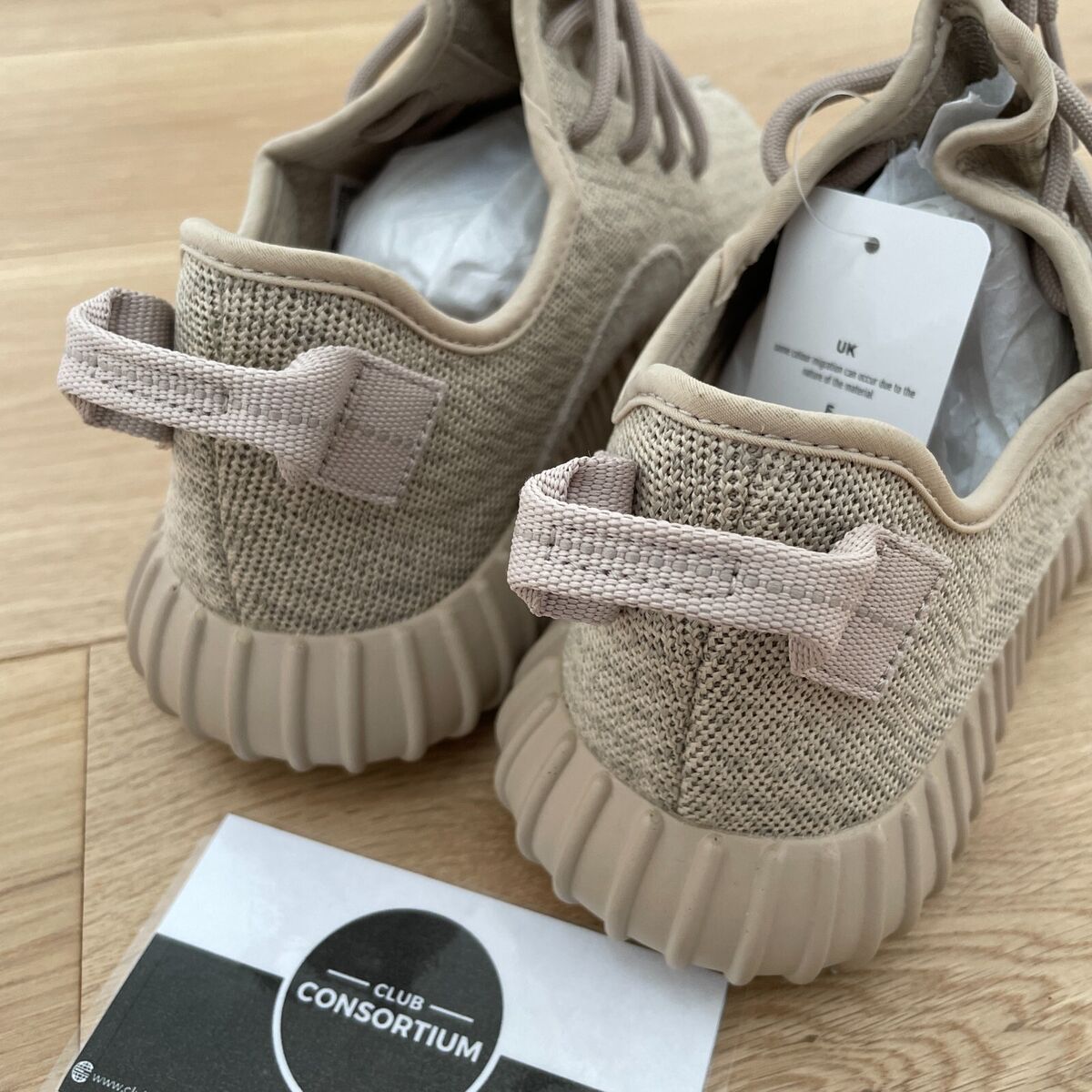 Adidas Yeezy Boost 350 V1 Oxford Tan Size UK 8.5 EU 42.5 US Adidas Yeezy Boost 350 V1 Oxford Tan Size UK 8.5 EU 42.5 US