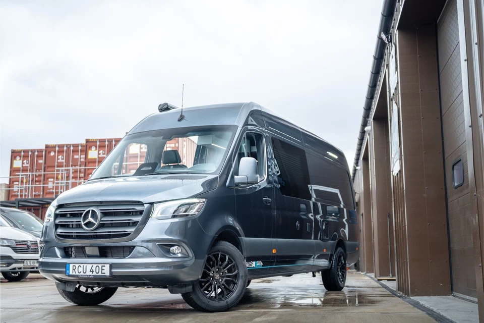 Mercedes Sprinter 2025 New Model AB Autocruiser Race Motorhome with Electric Bed - Image 3 of 4