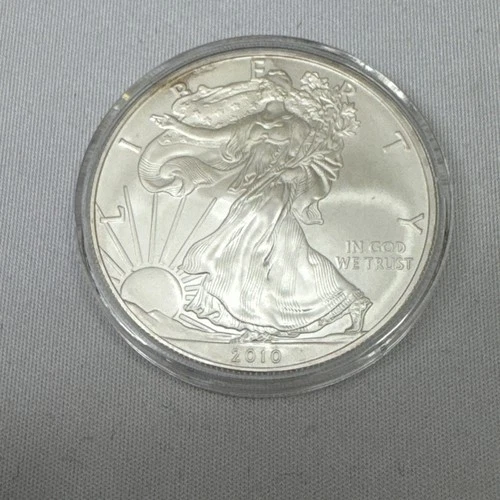 2010 American Silver Eagle 1 Troy Oz .999 Fine Silver