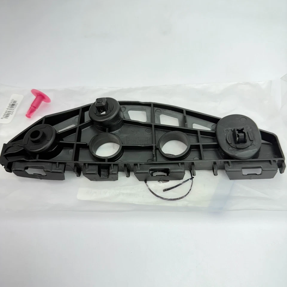 Soporte de retención de cubierta de parachoques delantero izquierdo Lexus RX350 RX450h 2013-2015 LX1032111 Foto 4 de 4