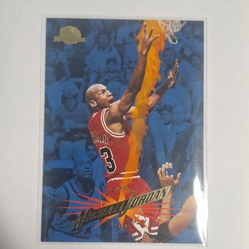 SkyBox 1995-96 Premium Michael Jordan #15 Chicago Bulls NBA Basketball Card