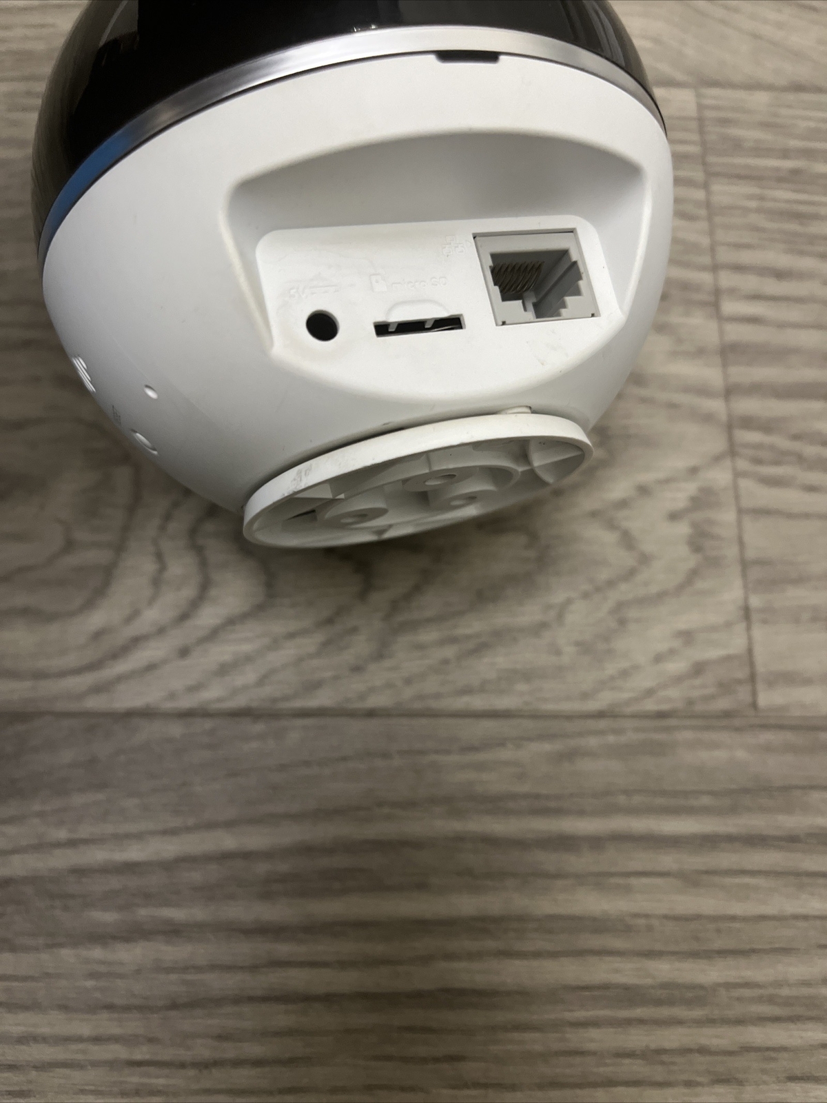EZNIZ Mini 360 Plus1080p Full HD Wifi Camera