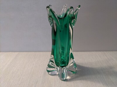 Rubin Green & Clear Glass Vase 5 Points Tulip  Czech Republic Crystal Hand Blown
