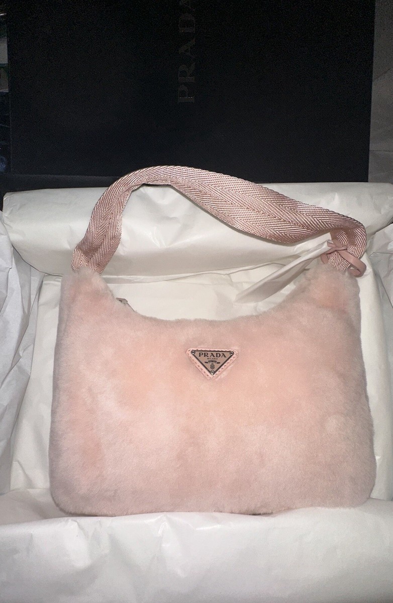【PRADA】プラダ Re-Edition 2000 シアリング ショルダーバッグ Brand New Authentic Prada Shearling Re-Edition 2000 Bag | eBay