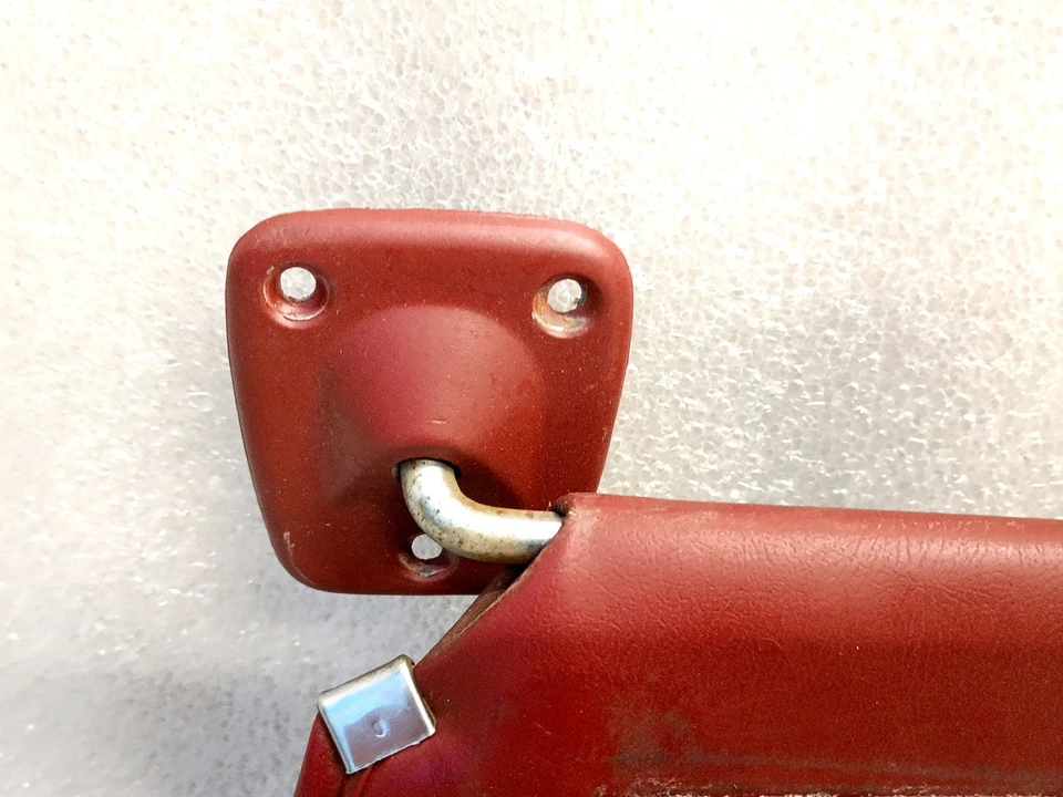 Par de parasoles de vinilo rojo 80-86 F150 F250 F350 Bronco OEM Foto 4 de 4