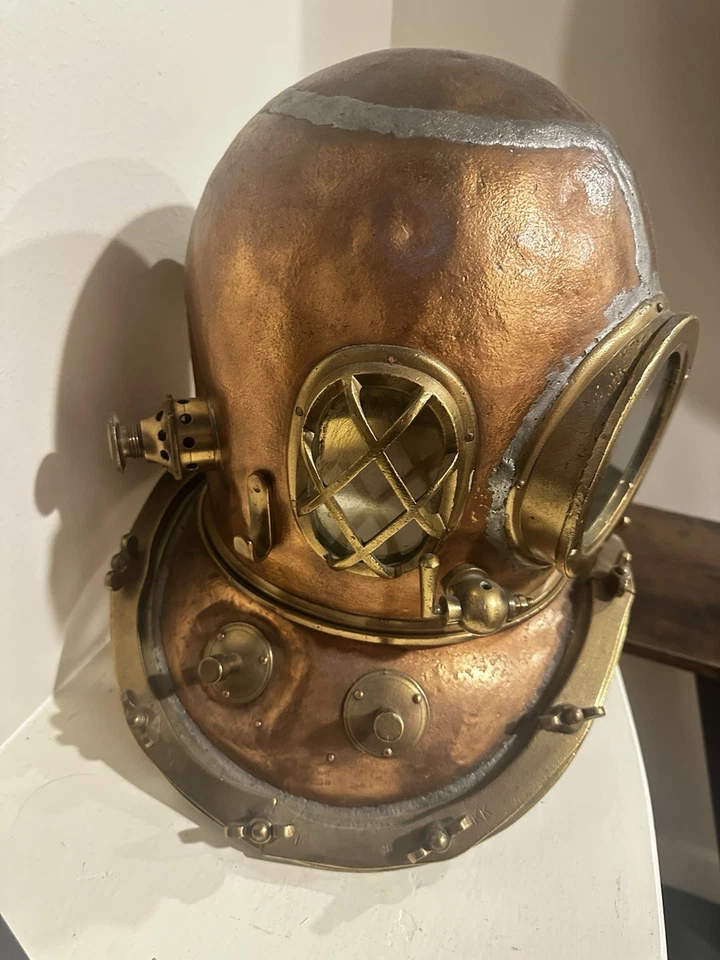 Auténtico casco de buceo Cooper Foto 2 de 2