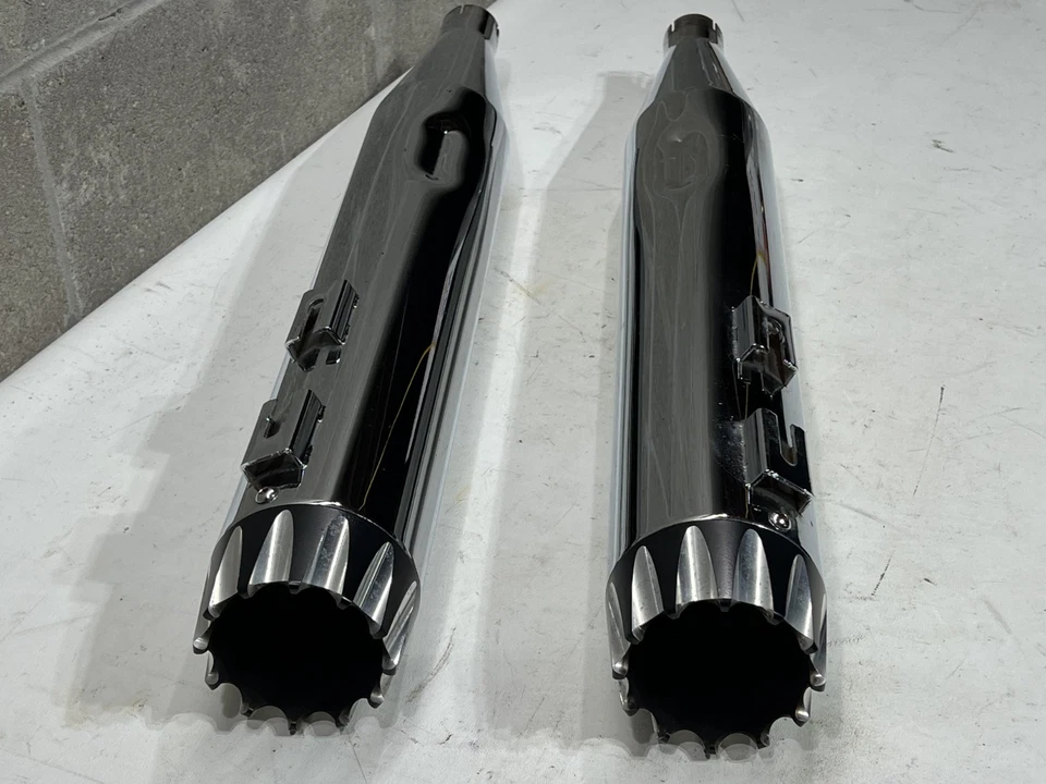 COMPONENTES RC HARLEY DAVIDSON 96-16 TOURING FLH SILENCIADORES RENDIMIENTO Foto 3 de 4