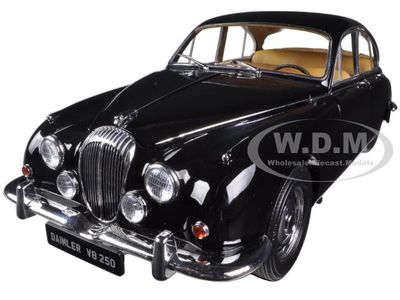 1967 DAIMLER V8-250 BLACK LIMITED TO 3000PC 1/18 DIECAST MODEL CAR