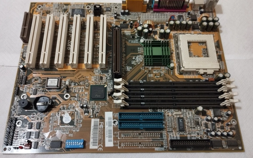 Abit SA6 ( ST6 ) motherboard Socket 370 for Intel Tested & Working - Immagine 4 di 4