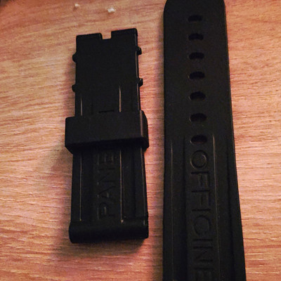 OFFICINE PANERAI Uhrenarmband Gummi schwarz 2-teiliges Armband für Panerai