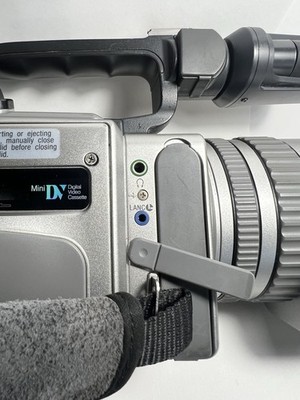 Sony DCR-VX2000 Camcorder - TESTED WORKS 27242572874| eBay