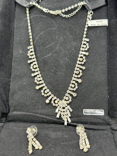 Rhinestone Necklace 16" choker  pierced drop earrings Silver Tone Sparkles case - 第 1/10 張圖片