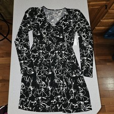 Nine West Black White Abstract V-Neck Long Sleeve Knit Fit & Flare Dress S
