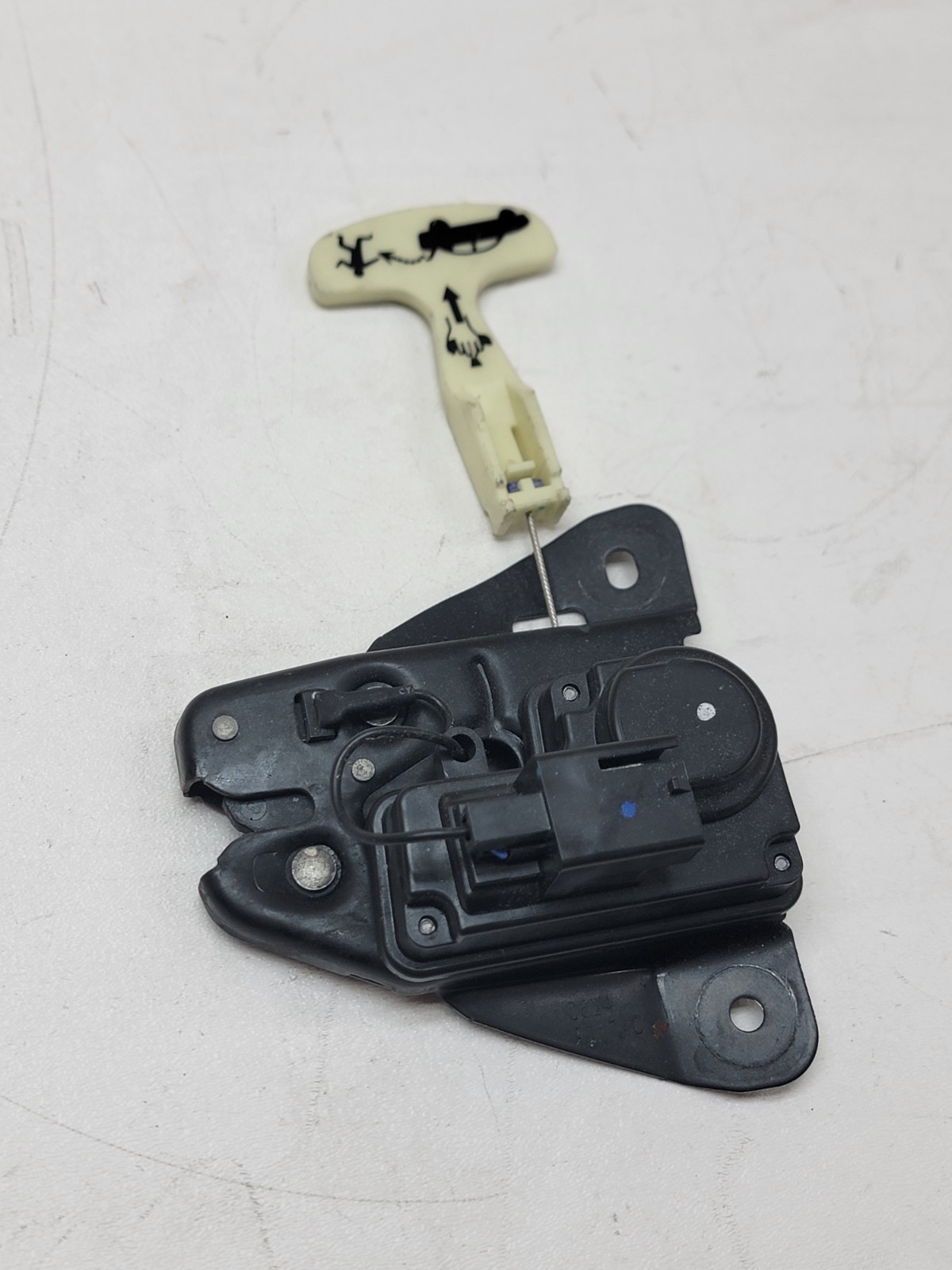 14-17 Maserati Ghibli Rear Trunk Lid Lock Latch Actuator 670033056 OEM