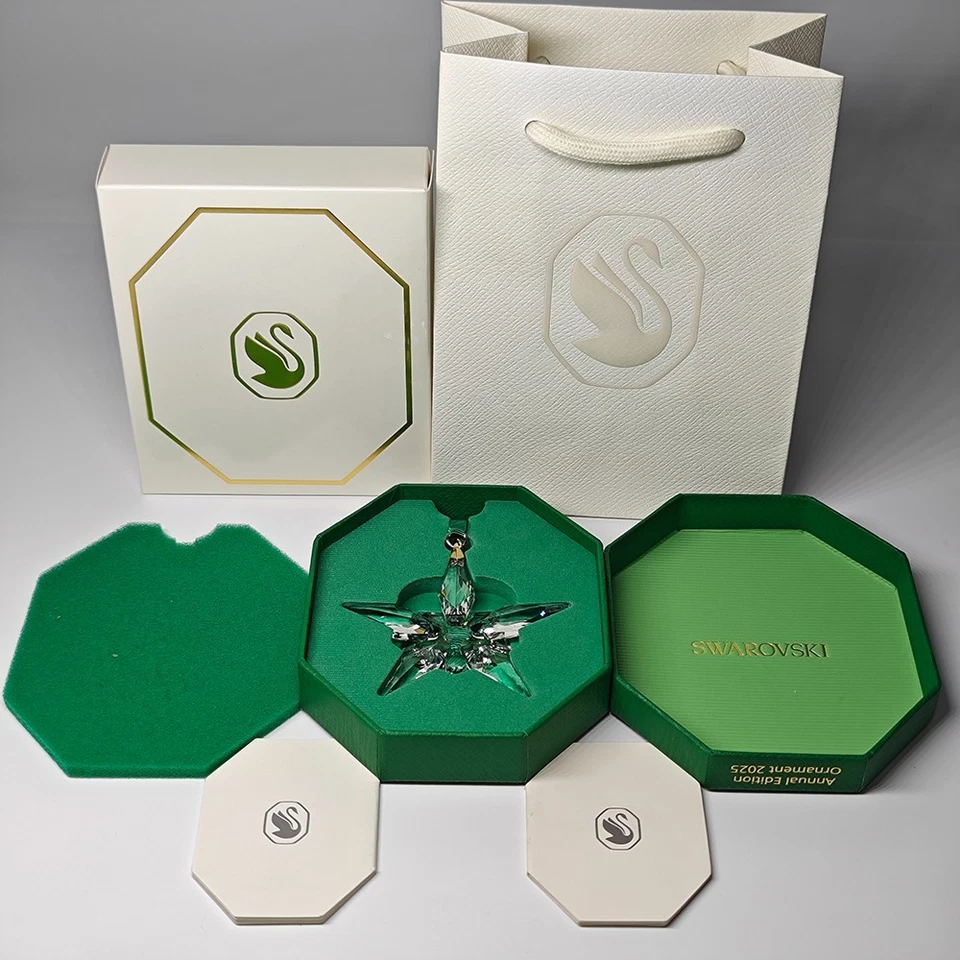 Swarovski Crystal 2025 ANNUAL EDITION LARGE CHRISTMAS ORNAMENT 5691172 AUTHENTIC - Image 3 of 3