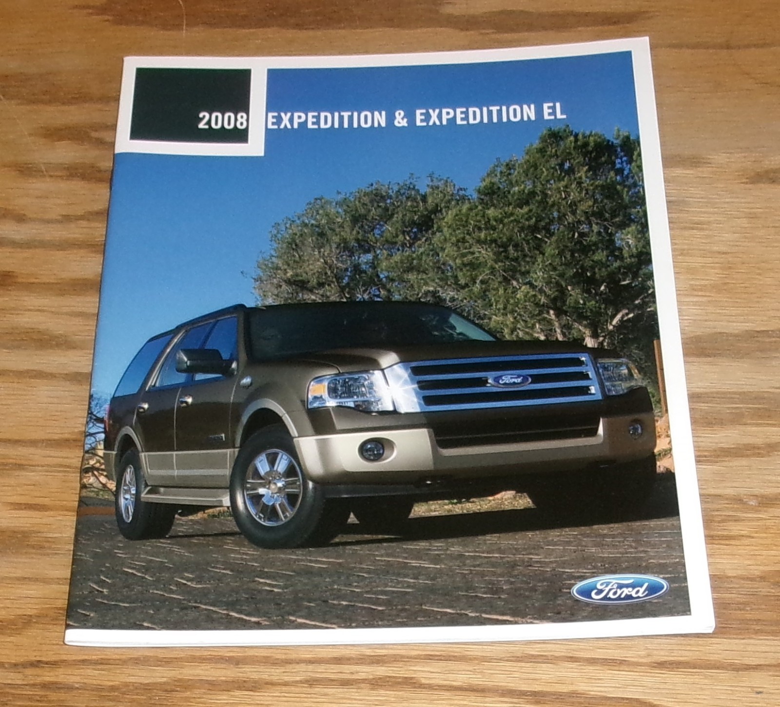Original 2008 Ford Expedition & EL Sales Brochure XLT King Ranch Eddie Bauer Ltd