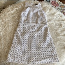Banana Republic White Circle Eyelet