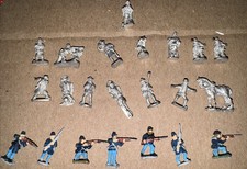 Lot 27 Pewter Soldiers 22 