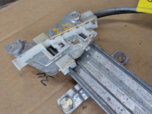 1998 ford escort 4dr right front door power window glass regulator 70d b26 - Picture 11 of 13