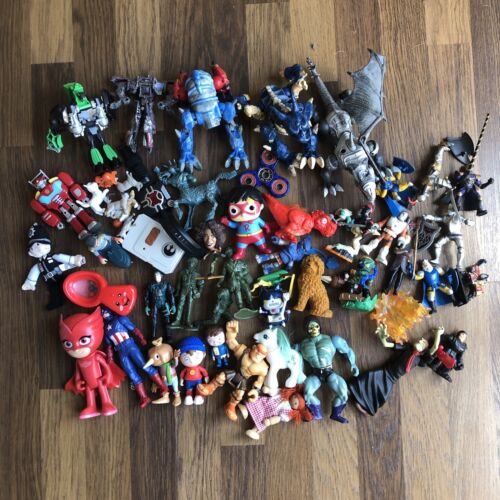 Mixed Rare Toy Bundle Knights/Army/Animal/He-Man/Hasbro/Mattel/ Retro Toy Joblot - Picture 1 of 16