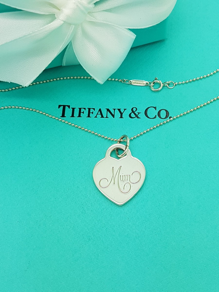 Tiffany & Co. Silver MUM Medium Heart pendant 18
