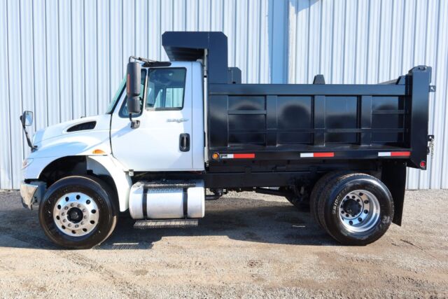 4400 DT466 AUTOMATIC 10FT DUMP BED BODY HAUL DELIVERY CONTRACTORS TRUCK LOW MILE RY10565