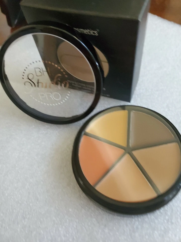  BH COSMETICS Perfecting Concealer DARK SHADE  - Image 2 of 2