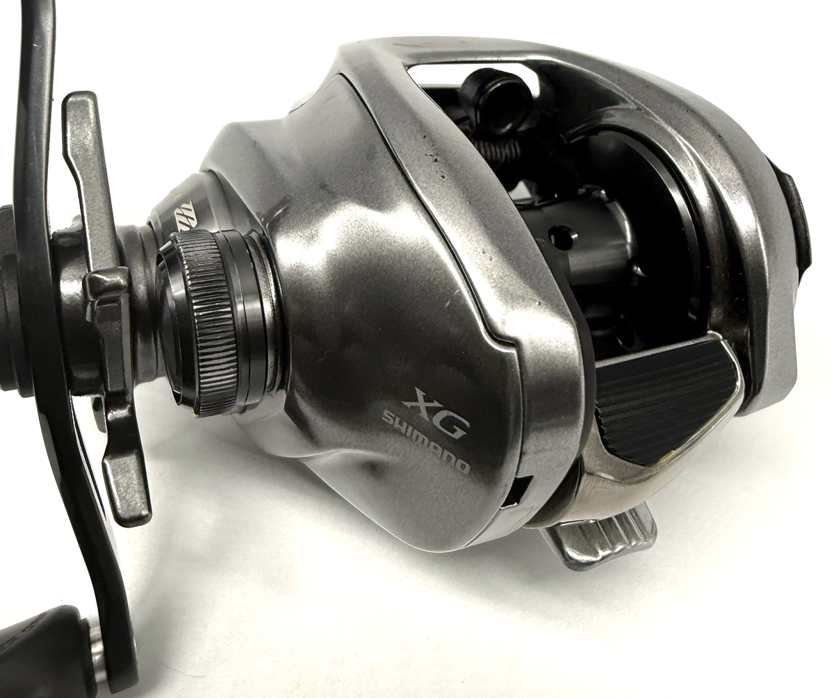 SHIMANO 18 Bantam MGL XG LEFT Handed Bait Casting Reel with Box