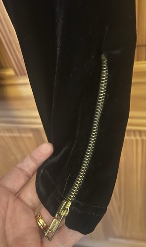 New Look Black Velvet Leggings Size 16 In Great Condition - Picture 2 of 3
