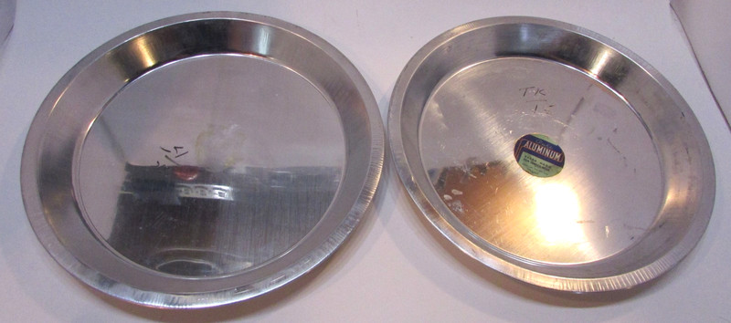 Pair Old Late 1940s 10" Aluminum Vintage Pie Pans  w Label Never Baked in Oven!