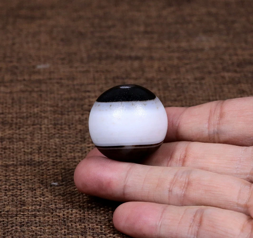 Antiguo abalorio de ágata blanco y negro vintage del Himalaya Nepalí India Tíbet Foto 4 de 4