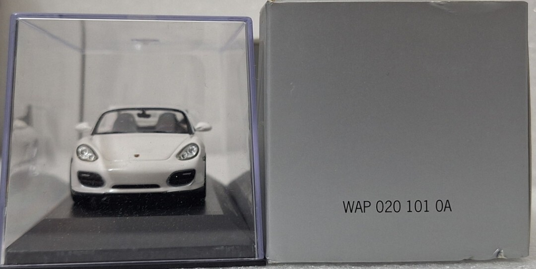 Porsche Boxster Spyder 2010 White 1:43 Minichamps WAP 020 Porsche Boxster Spyder 2010 White 1:43 Minichamps WAP 020