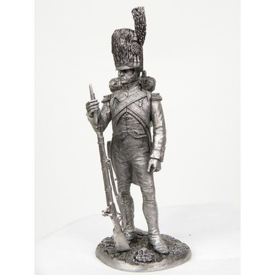  France. Guard gendarme Hand UnPainted Tin Miniature 54mm 1/32 Action Figurines 