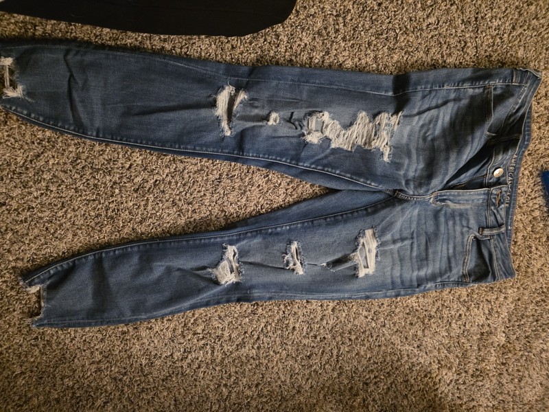American Eagle destroyed size 14 low rise