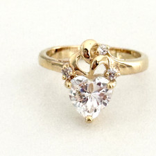 Ladies Clear Heart Cubic Zirconia CZ Sparkly Gold Plated Band Ring Size 7.75