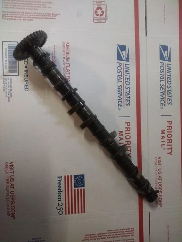 2005 Suzuki Gsxr 1000 Camshaft, Intake (OEM) - product listing photo