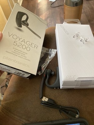 Plantronics Poly Voyager 5200 wireless headset Bluetooth mono single-ear mic