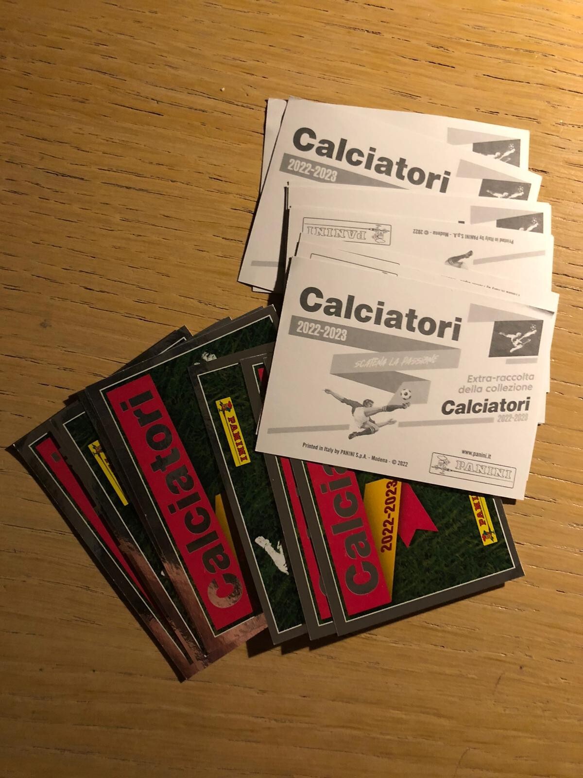 Lotto calcio chipz dischi calciatori topps e tappi a corona calcio
