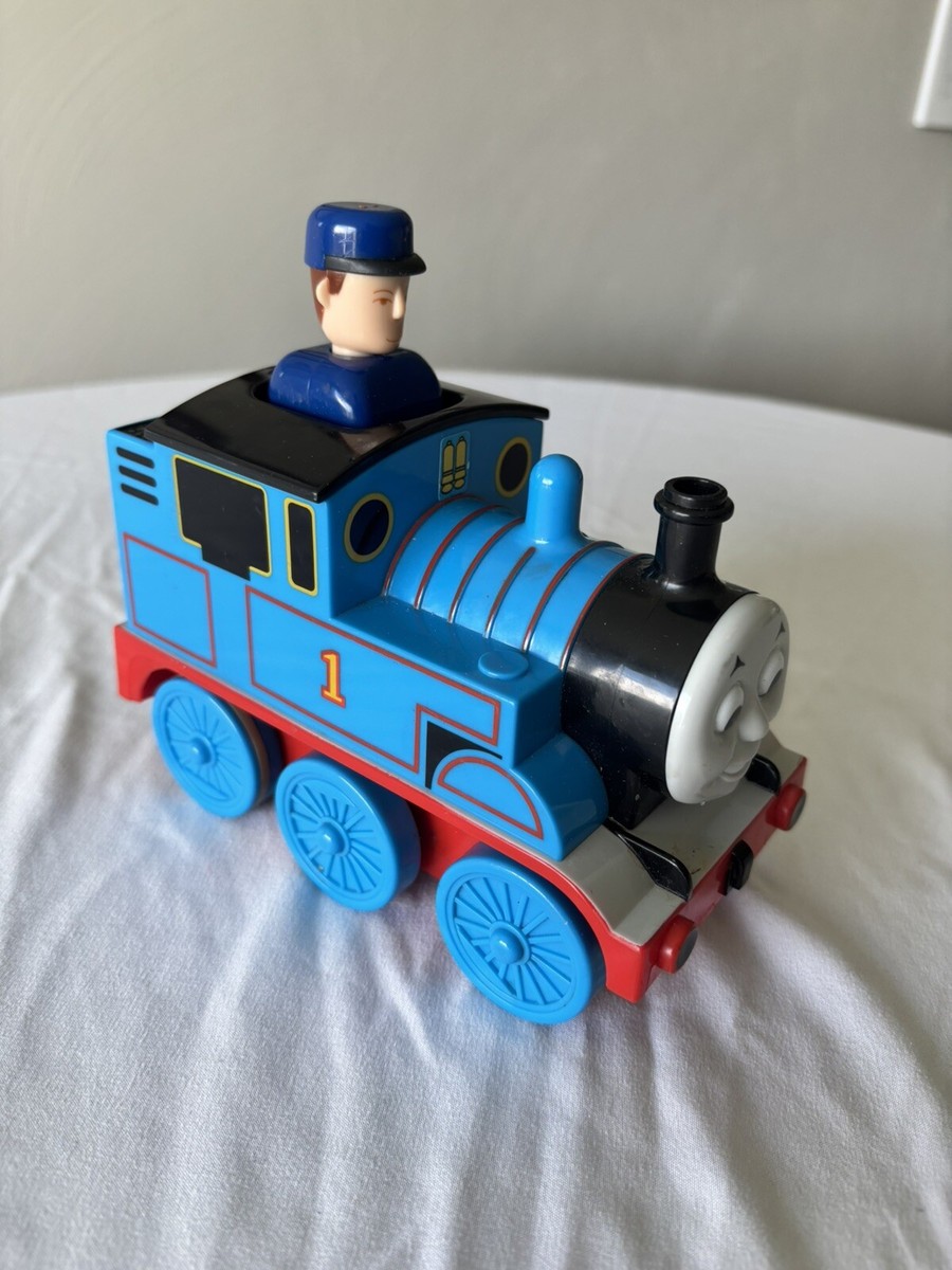 2004 Gullane Tomy Thomas The Tank Engine Push N Go Train Toy