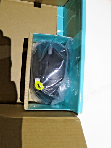 LOGITECH Cordless Combo MK330 Wireless Keyboard & Mouse QWERTZ Swiss CH layout - Picture 5 of 9