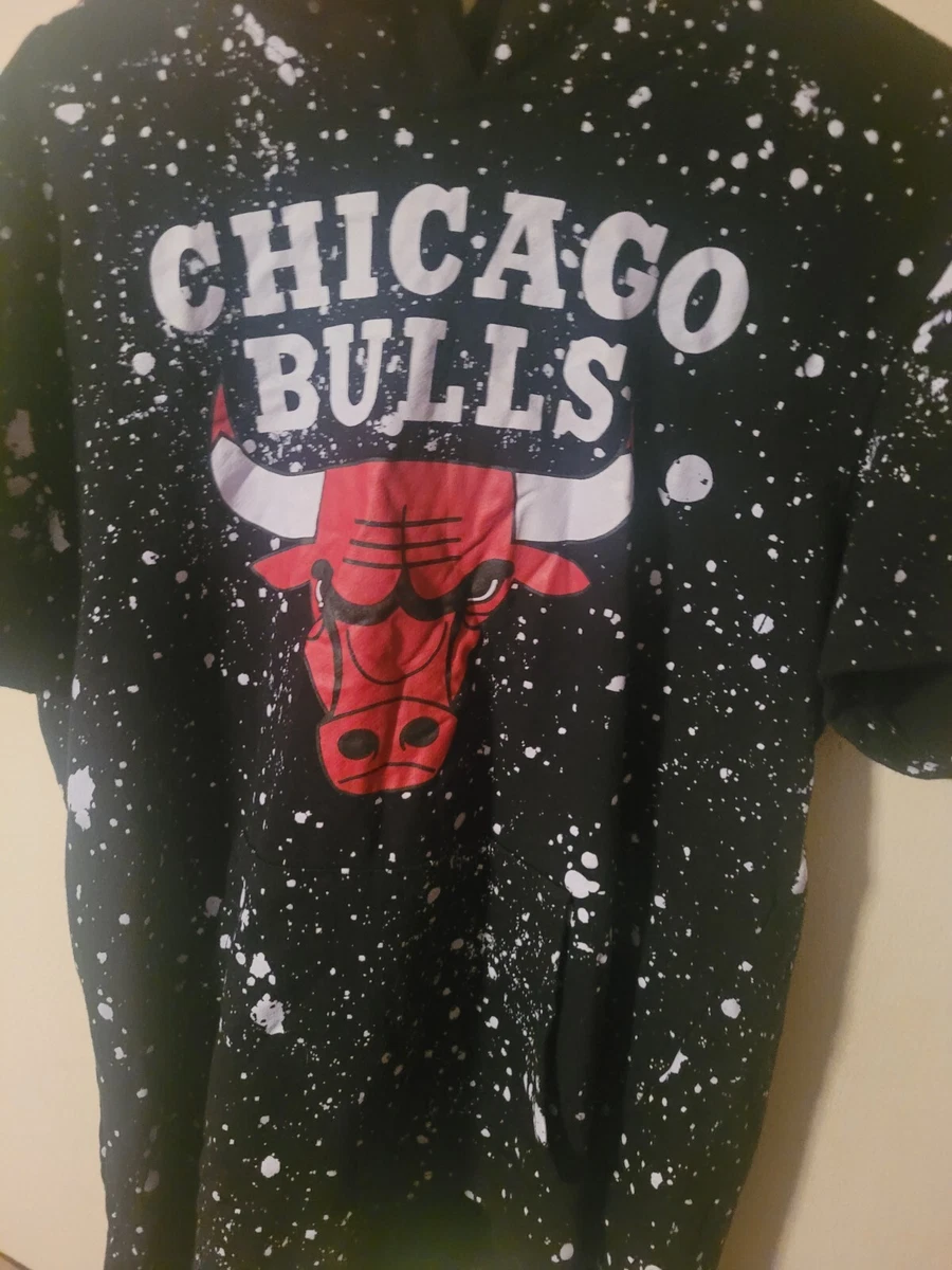 Bulls short shop sleeve hoodie