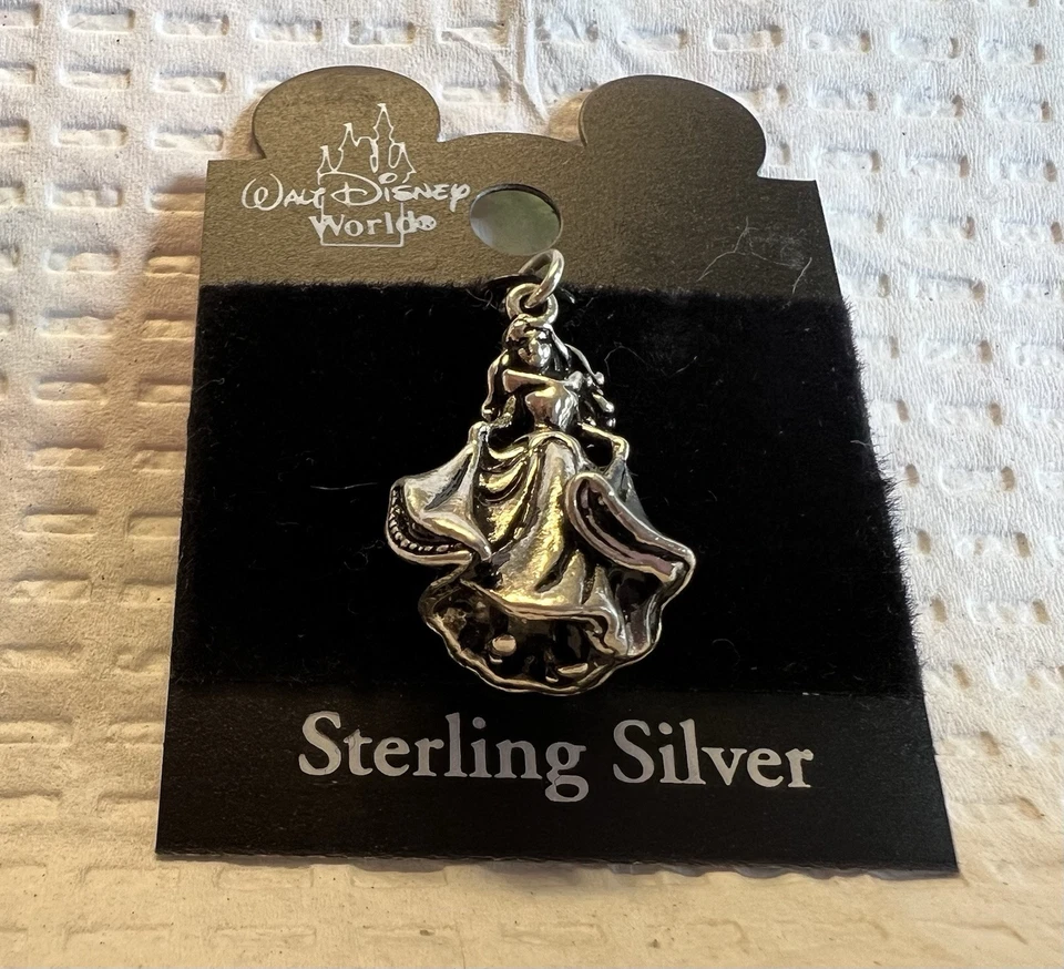 DISNEY 3-D DURMIENTE BELLEZA Princesa Aurora PLATA ESTERLINA COLGANTE ENCANTO Colgante Foto 3 de 4