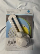 Brand New Martha Stewart Crafts Large Circle Cutter, Cuts 4" to 12" Diam Circles