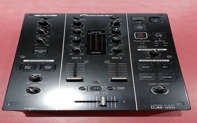 Pioneer DJ DJM-350 2-Channel DJ Mixer Black w/ Decksaver Cover