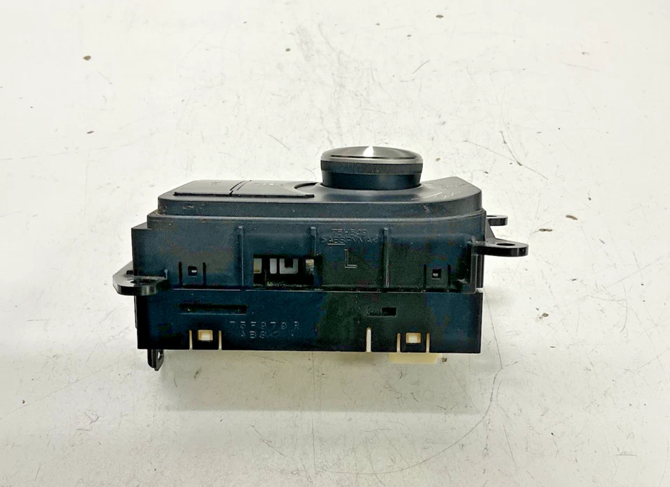 Lexus RC200T 2016 suspensión central interruptor de modo de control 75F941 OEM Foto 4 de 4