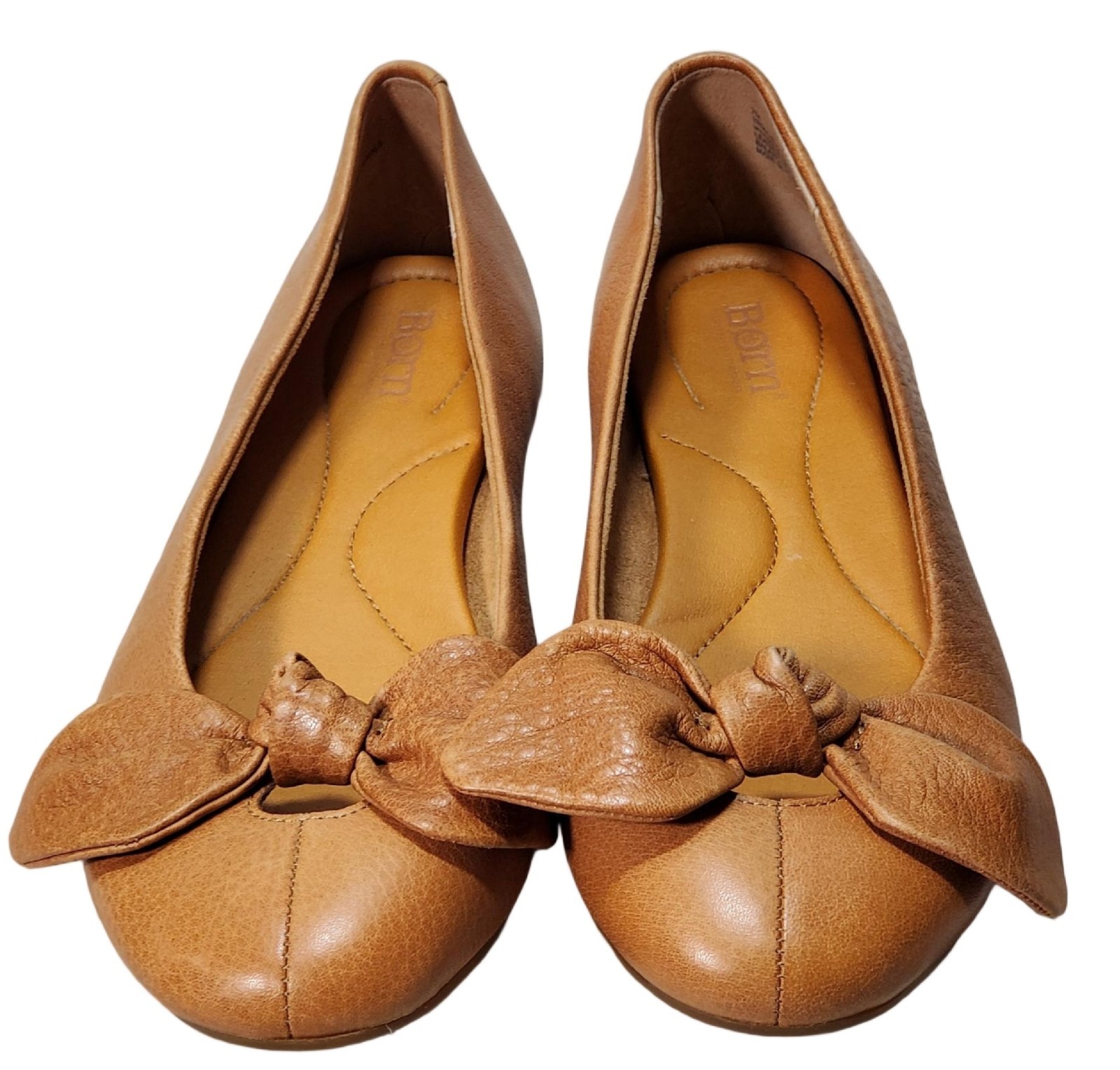 Born Handcrafted Footwear Woman’s Flat Shoes Brown Leather Size 7 M